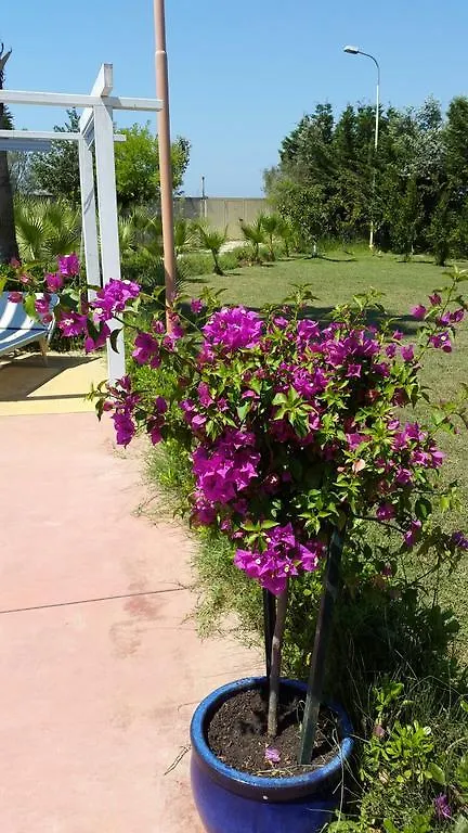 Villa Curti Kavaje 0*,  Albania